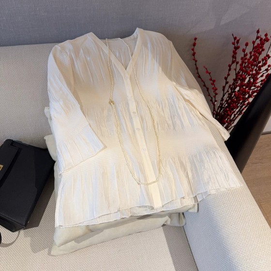 Spring and Summer New Style French Pleated V-Neck Lightweight Top